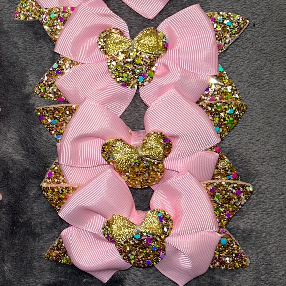 Girls Minnie Mouse Sparkly Bow - Picture 5 of 5